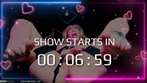 Snapshot of emerylune_xo chatting on 5, 4, 2026 Emery Lune online show from 5, 4, 2026