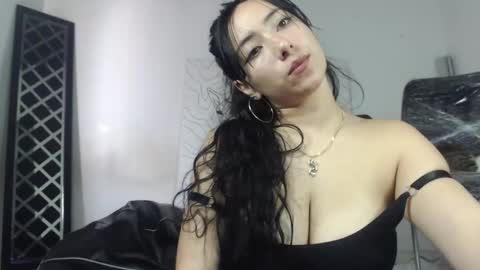 Antonella  online show from 10, 3, 2026