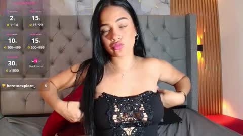 Emiily Carter online show from 5, 12, 2025