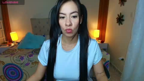emiily_skinny online show from 15, 7, 2026