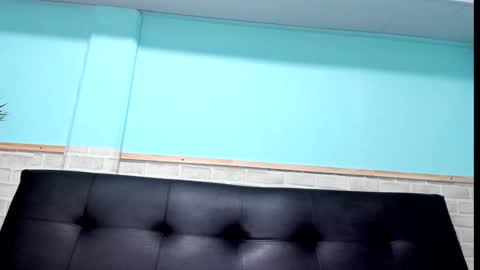 Snapshot of emiily_smile chatting on 5, 2, 2025 Emily online show from 5, 2, 2025