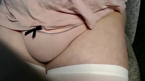 emiiuwu online show from 16, 1, 2026