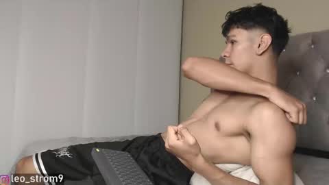 emile_239 online show from 7, 2, 2025