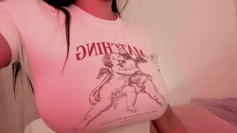 Snapshot of emilia_ghendle chatting on 16, 12, 2024 Emilia Big Boobs online show from 16, 12, 2024