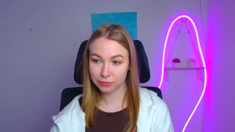 Emilia online show from 27, 3, 2026