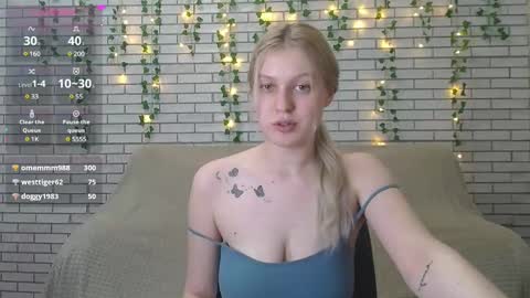 Snapshot of emiliaduchess chatting on 12, 2, 2025 Amili online show from 12, 2, 2025