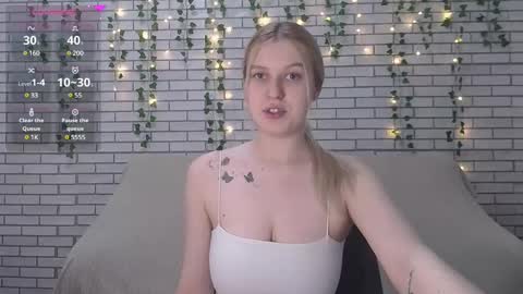 Snapshot of emiliaduchess chatting on 25, 2, 2025 Amili online show from 25, 2, 2025