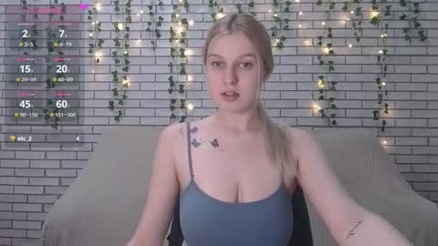 Snapshot of emiliaduchess chatting on 26, 2, 2025 Amili online show from 26, 2, 2025