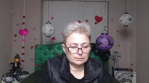 EmiliaGree online show from 14, 11, 2025