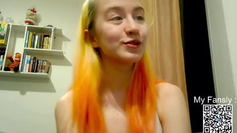 Snapshot of emilly_20 chatting on 16, 5, 2026 Emily online show from 16, 5, 2026