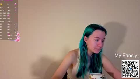 Snapshot of emilly_20 chatting on 14, 6, 2026 Emily online show from 14, 6, 2026