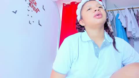 emily online show from 23, 11, 2025