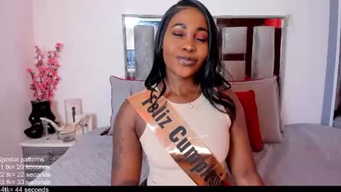 Snapshot of emillyroaa chatting on 24, 6, 2026 Emilly Roa online show from 24, 6, 2026
