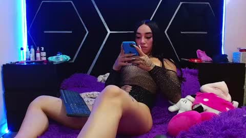 Snapshot of emillystonex chatting on 13, 12, 2024 emillystonex online show from 13, 12, 2024