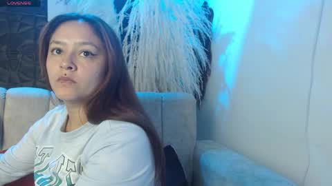 Snapshot of emily175445 chatting on 2, 6, 2026 emily175445 online show from 2, 6, 2026