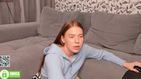 Snapshot of emily_and_friends chatting on 22, 1, 2025 Emily end Darren online show from 22, 1, 2025