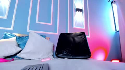 Emily online show from 6, 3, 2025