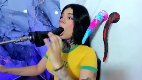 Snapshot of emily_evol chatting on 1, 7, 2026 emily_evol online show from 1, 7, 2026