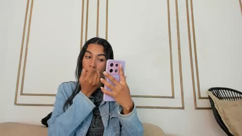 Snapshot of emily_gaviria1 chatting on 10, 5, 2026 emily_gaviria1 online show from 10, 5, 2026