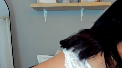 Snapshot of emily_haze chatting on 28, 1, 2025 Emily online show from 28, 1, 2025