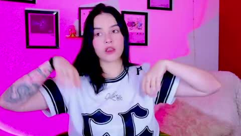 Snapshot of emily_lindey_ chatting on 16, 7, 2026 Emily Lindey online show from 16, 7, 2026