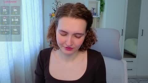 Snapshot of emily_lune chatting on 22, 5, 2026 Emily online show from 22, 5, 2026