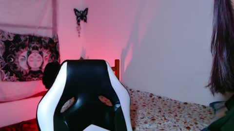 Emily online show from 16, 6, 2026