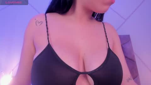 Snapshot of emily_nova_ chatting on 16, 4, 2026 emily_nova_ online show from 16, 4, 2026