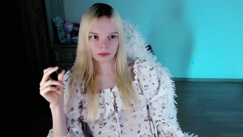 Lia online show from 7, 2, 2025