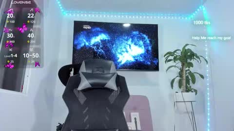 emily_palmeer online show from 19, 12, 2025