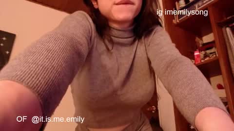 emily_pearl_ online show from 18, 3, 2026