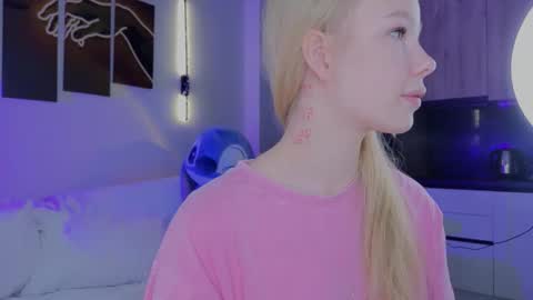 emily shepard online show from 1, 4, 2026