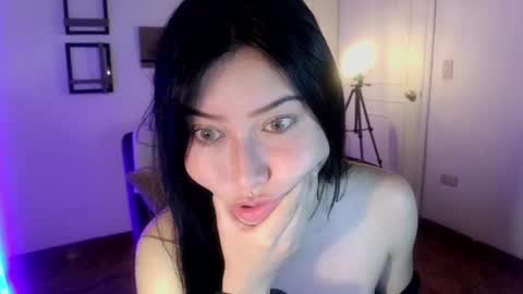 Snapshot of emily_swan_04 chatting on 21, 2, 2025 Emily  Swan online show from 21, 2, 2025