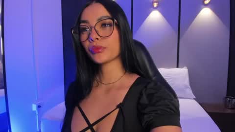Snapshot of emily_tolson chatting on 30, 6, 2026 emily_tolson online show from 30, 6, 2026