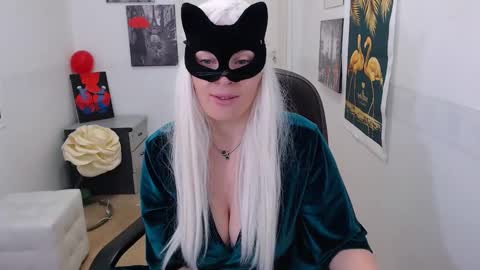 Snapshot of emily_york18 chatting on 13, 2, 2025 Emily online show from 13, 2, 2025