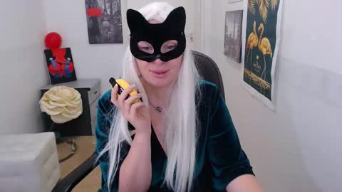 Snapshot of emily_york18 chatting on 13, 2, 2025 Emily online show from 13, 2, 2025