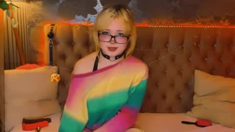 Snapshot of emilyangels chatting on 8, 5, 2026 Baby Emelli online show from 8, 5, 2026