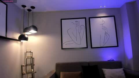 Emily Carter online show from 10, 4, 2026