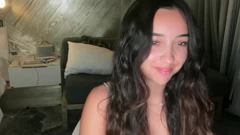 Snapshot of emilyfawn chatting on 28, 9, 2025 emilyfawn online show from 28, 9, 2025