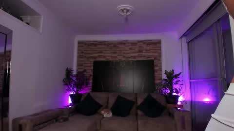 emily online show from 31, 10, 2025