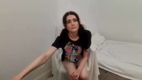 emilyfox5 online show from 2, 12, 2025