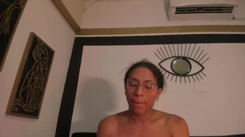 Snapshot of emilygomezz chatting on 22, 5, 2026 Emily online show from 22, 5, 2026