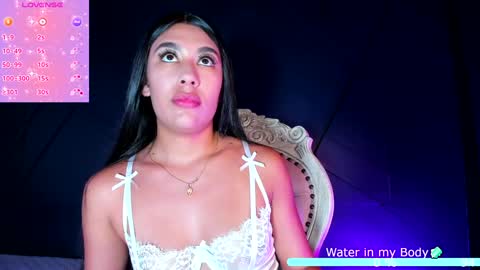 Snapshot of emilyh_ chatting on 21, 12, 2024 Emily online show from 21, 12, 2024