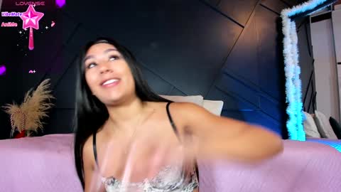 Snapshot of emilyh_ chatting on 20, 1, 2025 Emily online show from 20, 1, 2025