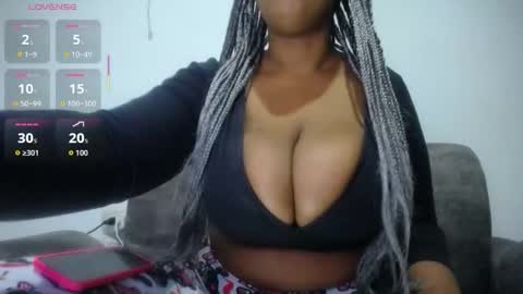 Snapshot of emilyhines__ chatting on 18, 3, 2026 Emilyhines online show from 18, 3, 2026