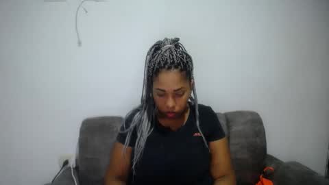 Snapshot of emilyhines__ chatting on 24, 3, 2026 Emilyhines online show from 24, 3, 2026