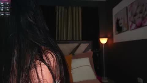 Emily Jhonson online show from 16, 11, 2025