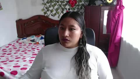 Emily Cortez online show from 24, 12, 2024