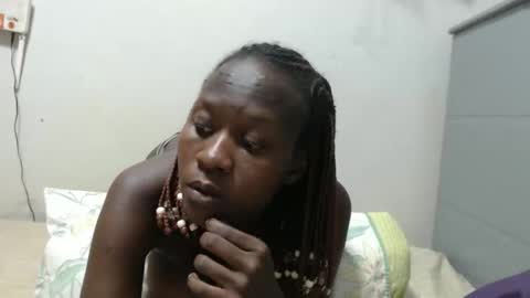 Emilly online show from 12, 4, 2026