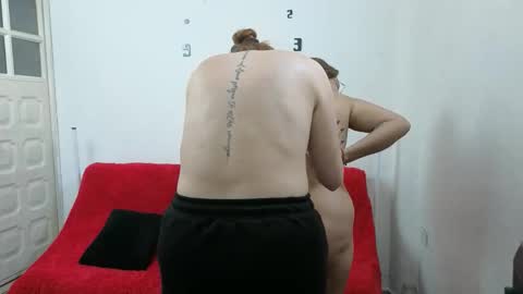 Snapshot of emilyriskhot chatting on 21, 3, 2026 emily friends online show from 21, 3, 2026